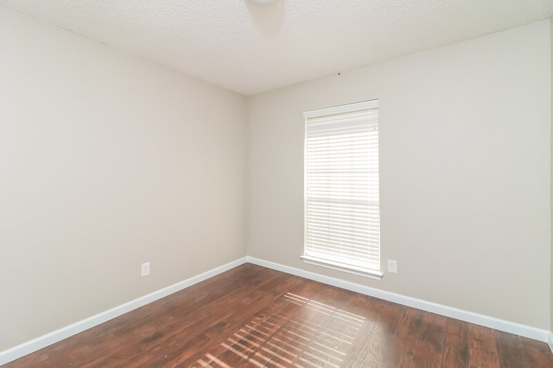 1,935/Mo, 8000 Ashridge Rd Fort Worth, TX 76134 Bedroom View 2