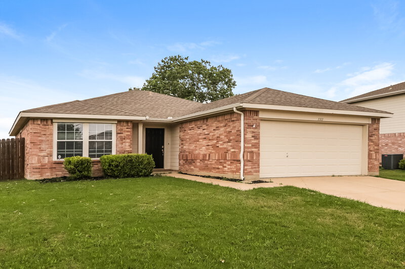 1,870/Mo, 1311 Dakota Trl Krum, TX 76249 Misc View