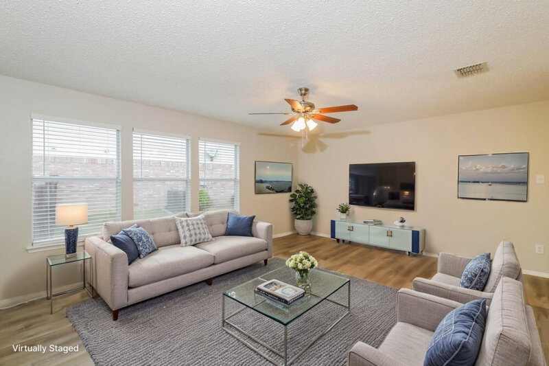 2,125/Mo, 1311 Dakota Trl Krum, TX 76249 Misc View 2