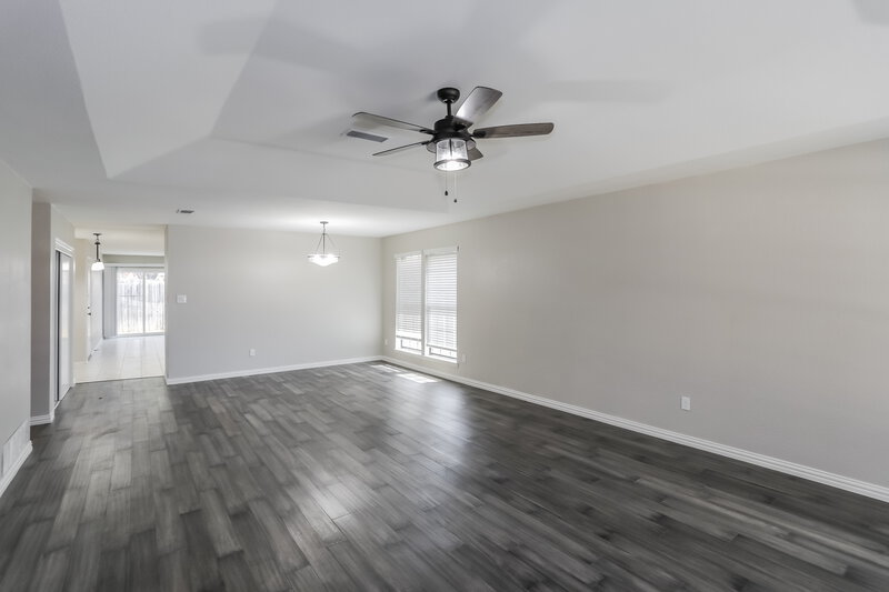 2,300/Mo, 6936 Bentley Ave Fort Worth, TX 76137 Family Room View