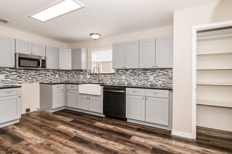 2,020/Mo, 206 Amherst Dr Forney, TX 75126 Kitchen View