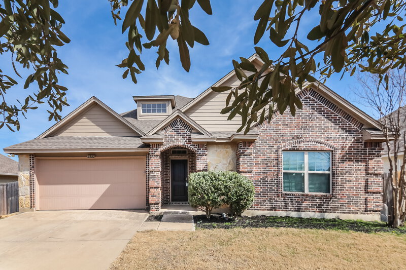 2,080/Mo, 2720 Claydon Dr Denton, TX 76207 External View