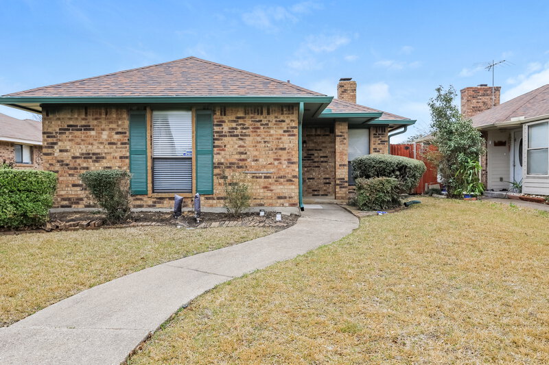 2,105/Mo, 2540 Sundance Ln Dallas, TX 75287 External View