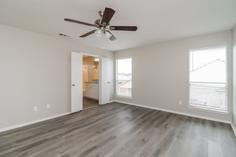 2,685/Mo, 1257 Kielder Cir Fort Worth, TX 76134 Main Bedroom View