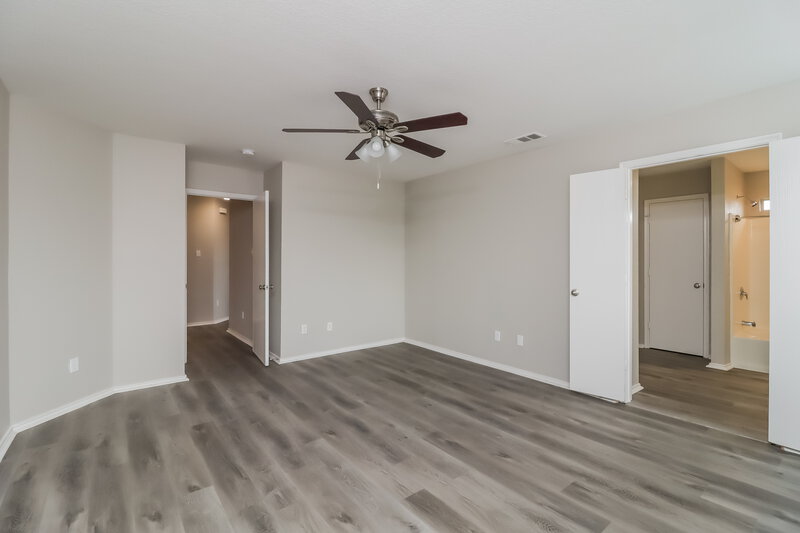 2,685/Mo, 1257 Kielder Cir Fort Worth, TX 76134 Main Bedroom View 2