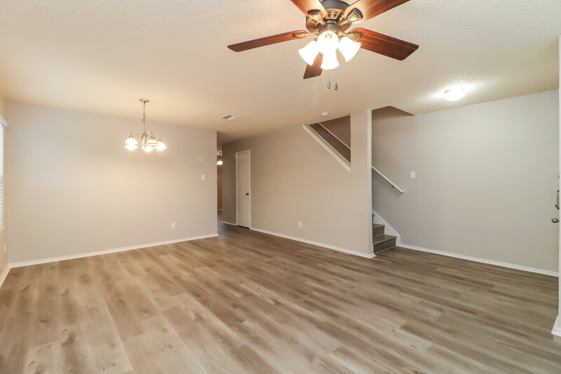 2,455/Mo, 3951 Fox Run Dr Fort Worth, TX 76123 Living Room View 2
