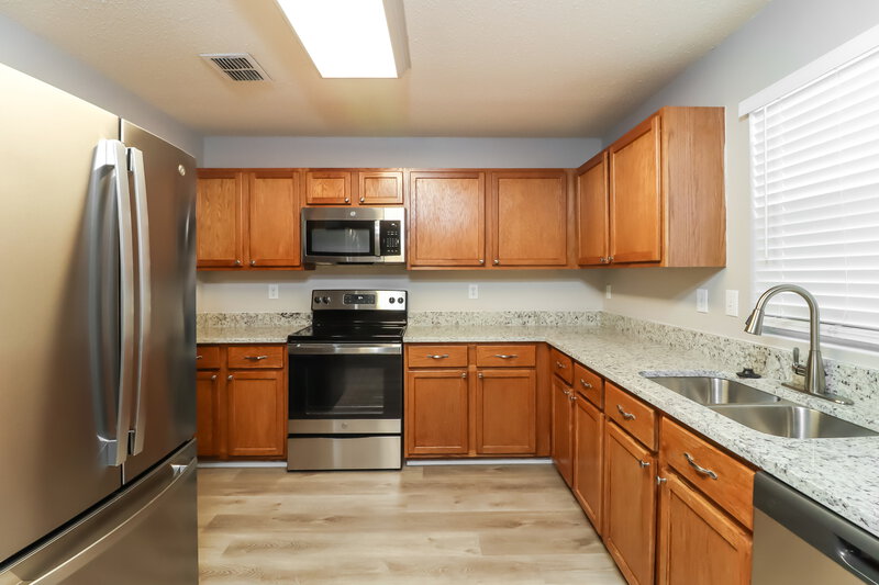 2,455/Mo, 3951 Fox Run Dr Fort Worth, TX 76123 Kitchen View 2