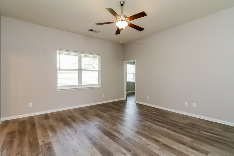 1,945/Mo, 13628 Helix Bridge Way Crowley, TX 76036 Bedroom View