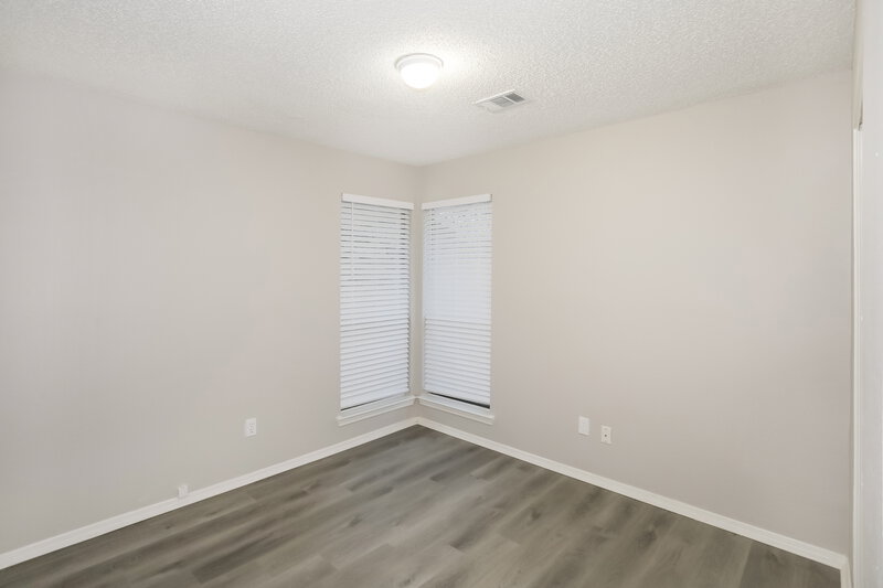 2,580/Mo, 1396 Mimosa Ln Lewisville, TX 75077 Bedroom View 2