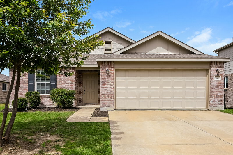 1,970/Mo, 10009 Calcite Dr Fort Worth, TX 76131 External View