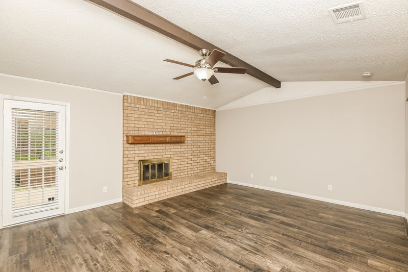 2,005/Mo, 6452 High Lawn Ter Watauga, TX 76148 Living Room View