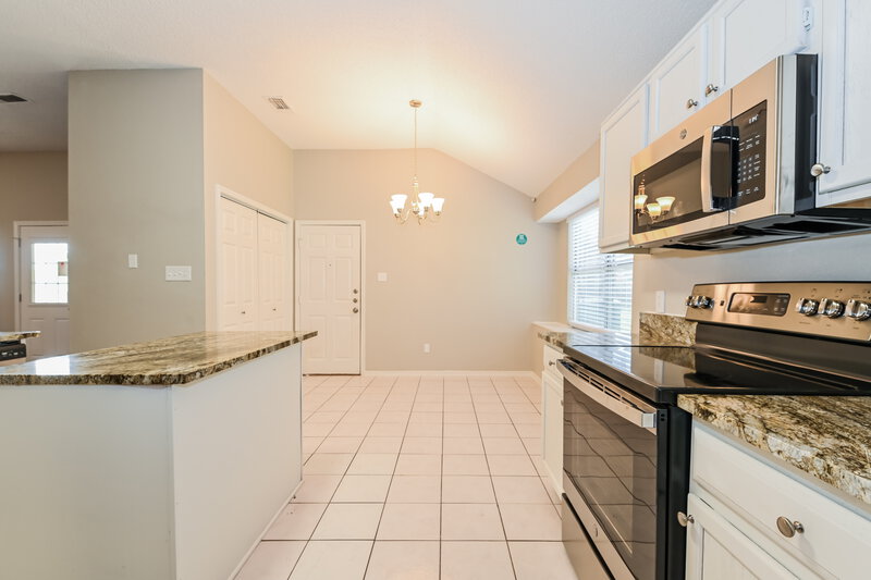 1,941/Mo, 600 Cresent Dr Desoto, TX 75115 Kitchen View