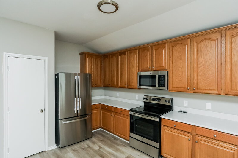 3,170/Mo, 1236 Yukon Dr Glenn Heights, TX 75154 Kitchen View