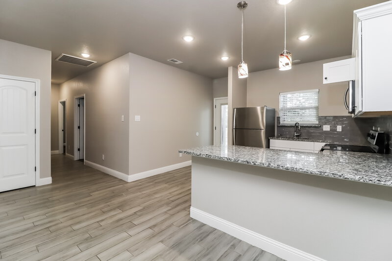 2,210/Mo, 2813 NW 19th St Fort Worth, TX 76106 Dining Room View