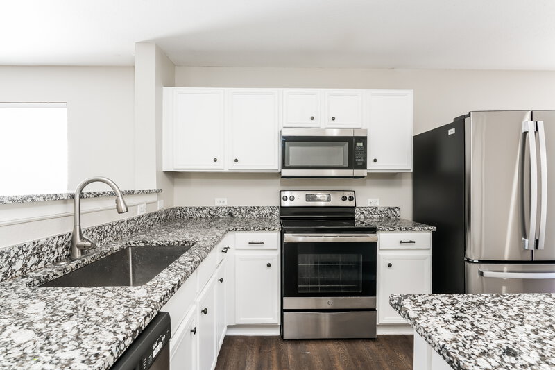 2,870/Mo, 2625 Redwood St Royse City, TX 75189 Kitchen View 2