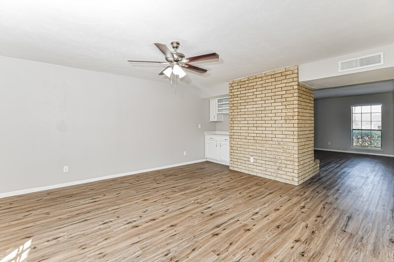 2,325/Mo, 413 Everest Ct Cedar Hill, TX 75104 Dining Room View