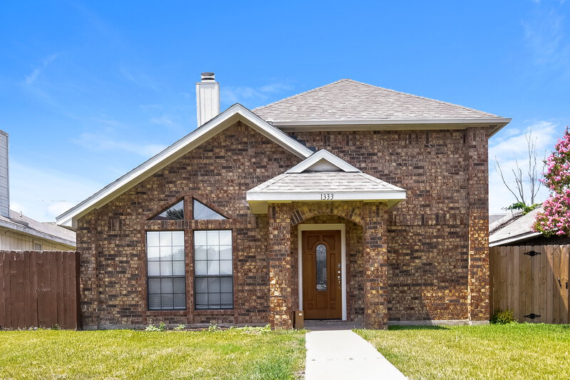 2,020/Mo, 1333 Wheatfield Dr Mesquite, TX 75149 External View