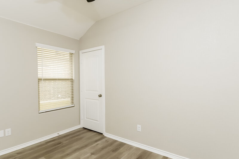 3,230/Mo, 441 Cameron Hill Pt Fort Worth, TX 76134 Bedroom View 3