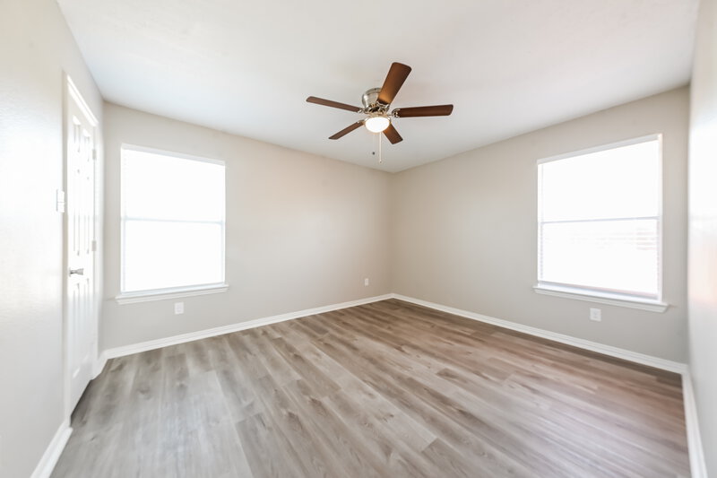 2,710/Mo, 6004 Team Ct Arlington, TX 76018 Bedroom View 3