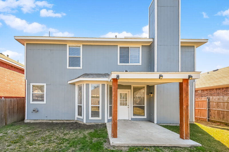 2,710/Mo, 6004 Team Ct Arlington, TX 76018 Rear View