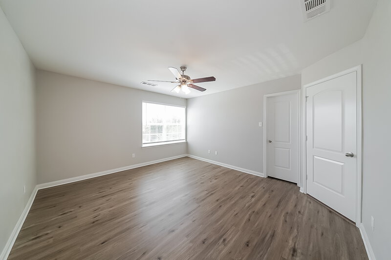 2,220/Mo, 8916 Highland Orchard Dr Fort Worth, TX 76179 Main Bedroom View