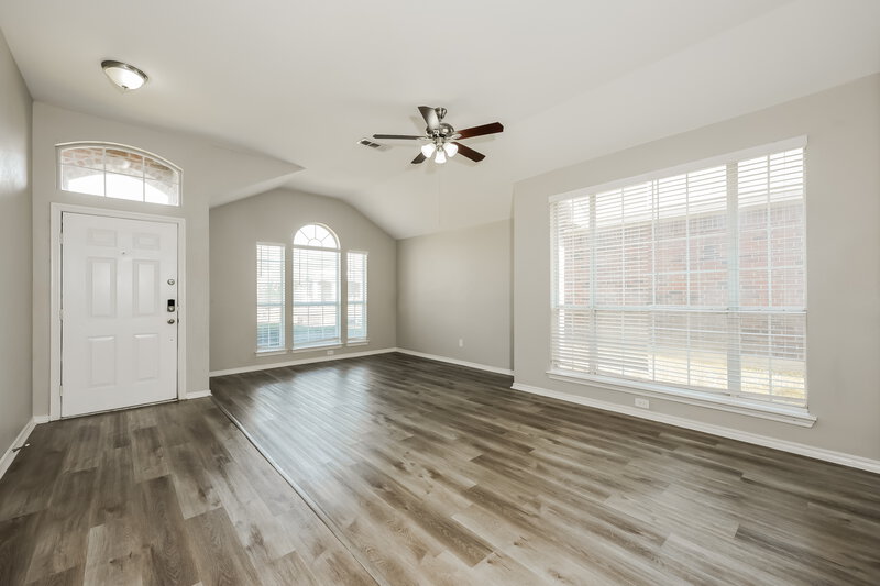 2,240/Mo, 7503 Quail Ridge Dr Arlington, TX 76002 Living Room View