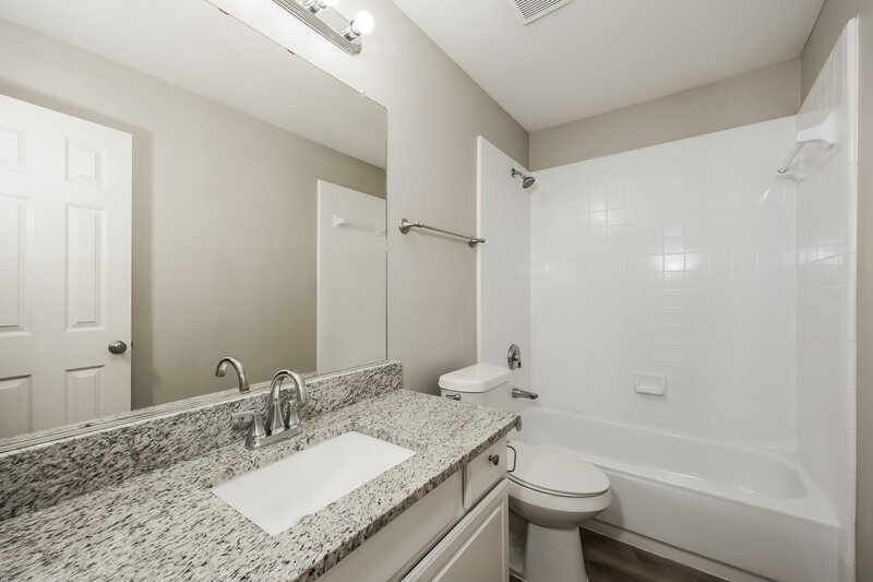 2,240/Mo, 7503 Quail Ridge Dr Arlington, TX 76002 Bathroom View