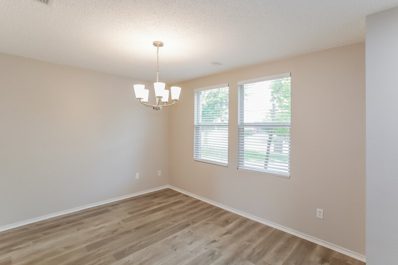 2,115/Mo, 1852 Lariat Dr Justin, TX 76247 Dining Room View