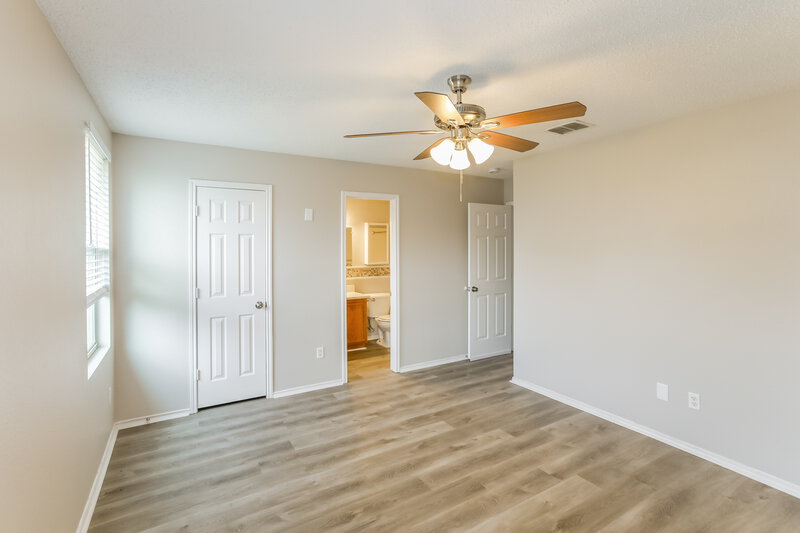 2,115/Mo, 1852 Lariat Dr Justin, TX 76247 Main Bedroom View 2