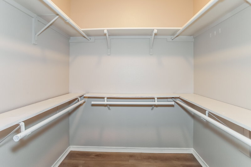 2,115/Mo, 1852 Lariat Dr Justin, TX 76247 Walk In Closet View