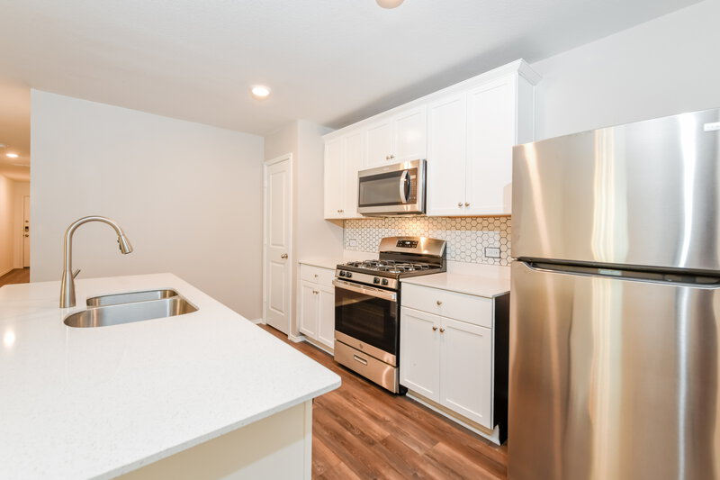 3,950/Mo, 14333 Desert Rain Trl Haslet, TX 76052 Kitchen View 2