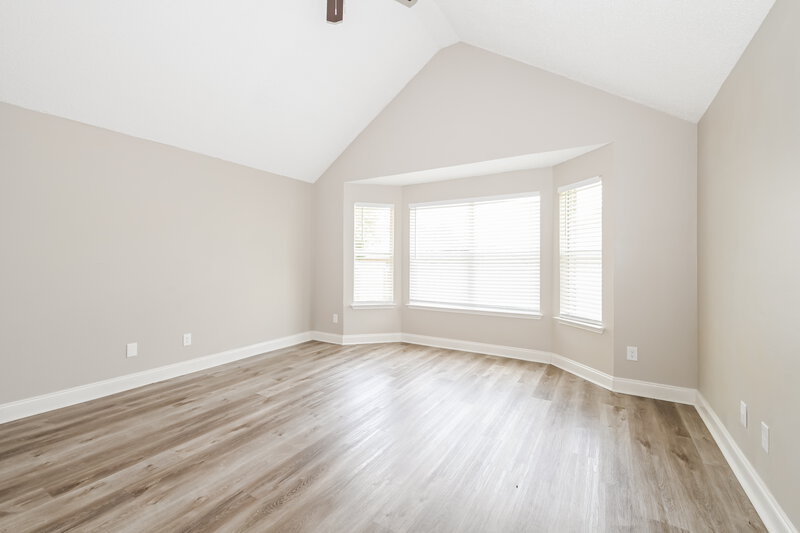 2,380/Mo, 918 Busby Dr Cedar Hill, TX 75104 Main Bedroom View