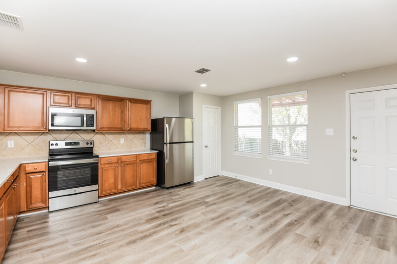 2,065/Mo, 7621 Indigo Ridge Dr # A1 Fort Worth, TX 76131 Kitchen View 3