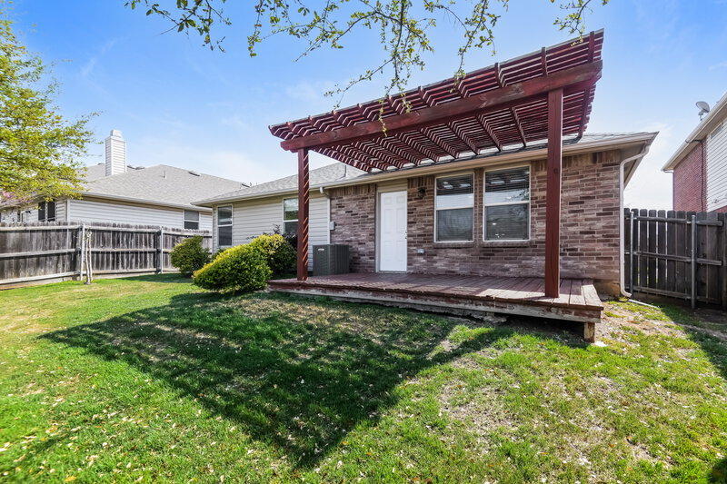 2,065/Mo, 7621 Indigo Ridge Dr # A1 Fort Worth, TX 76131 Rear View