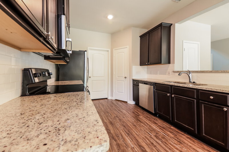 2,310/Mo, 2928 Parker Rd Anna, TX 75409 Kitchen View 2