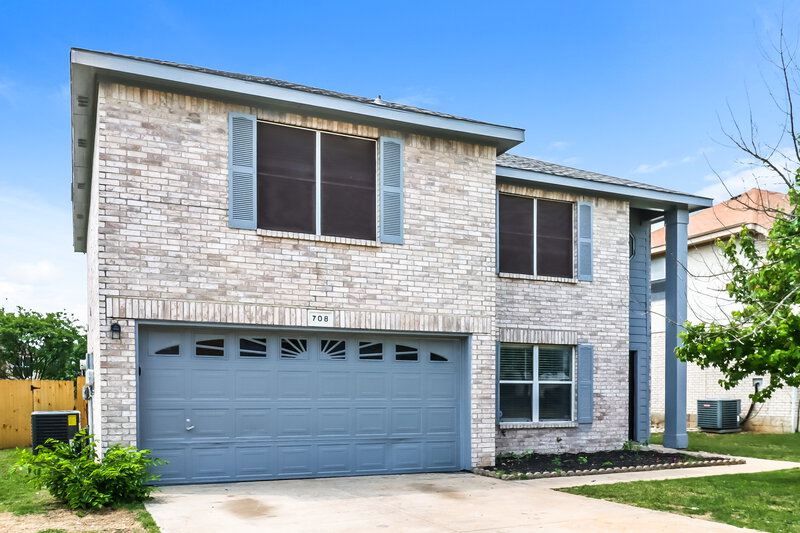 2,475/Mo, 708 Gibson St Cedar Hill, TX 75104 External View