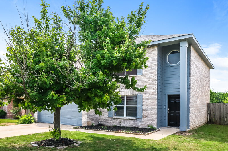 2,475/Mo, 708 Gibson St Cedar Hill, TX 75104 Front View