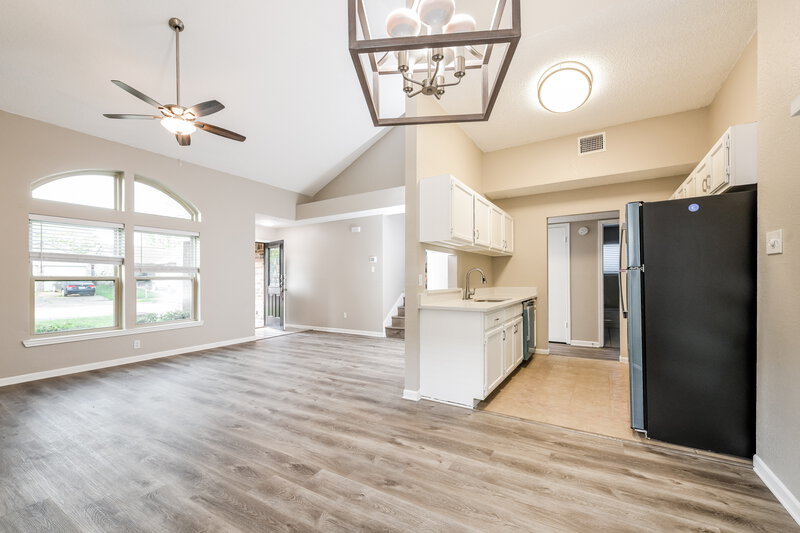 2,175/Mo, 210 Rodeo Dr Keller, TX 76248 Dining Room View 2