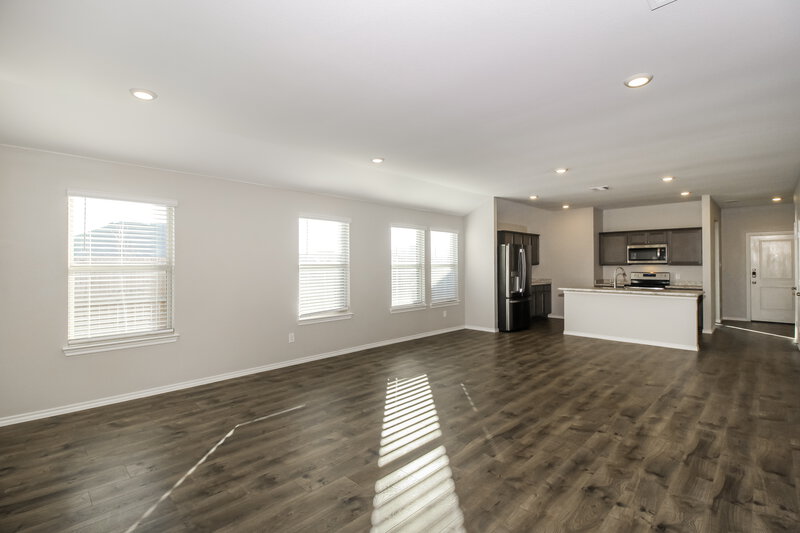 2,775/Mo, 3700 Skelton St Denton, TX 76207 Living Room View