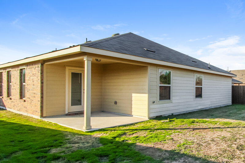 2,775/Mo, 3700 Skelton St Denton, TX 76207 Rear View