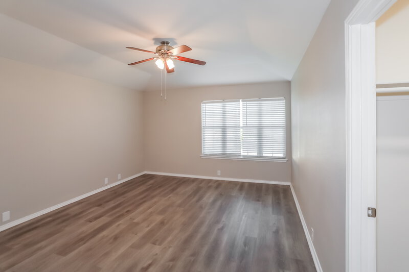 2,585/Mo, 3213 Topanga Canyon Dr Corinth, TX 76210 Main Bedroom View
