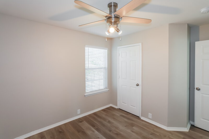 2,585/Mo, 3213 Topanga Canyon Dr Corinth, TX 76210 Bedroom View 2
