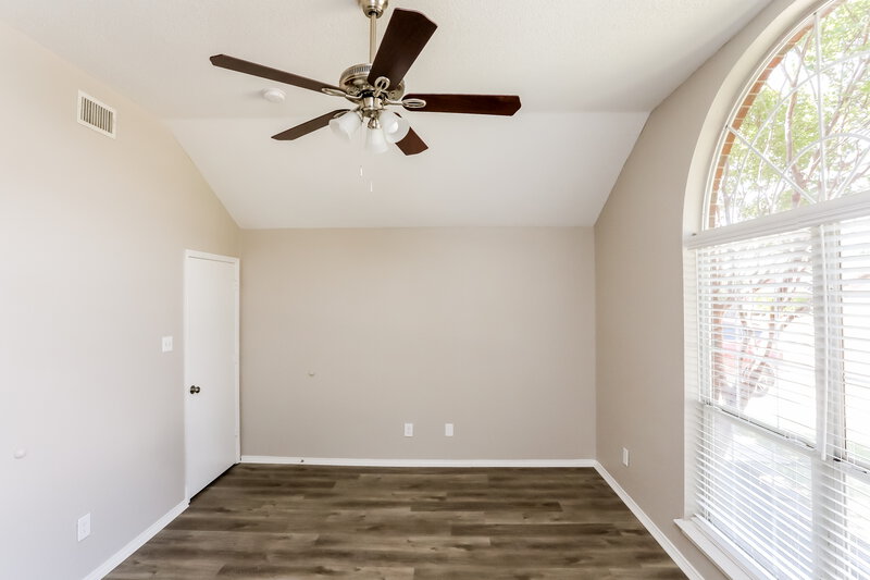 2,620/Mo, 2704 Jennie Wells Dr Mansfield, TX 76063 Main Bedroom View