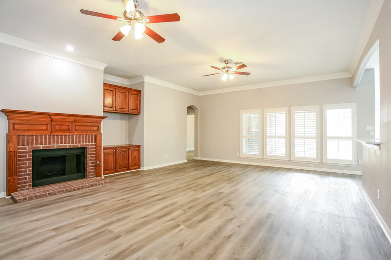 3,230/Mo, 5209 Meadow Chase Ln Flower Mound, TX 75028 Living Room View