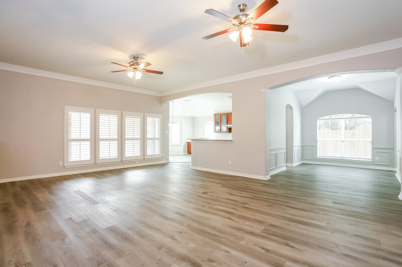 3,230/Mo, 5209 Meadow Chase Ln Flower Mound, TX 75028 Living Room View 2