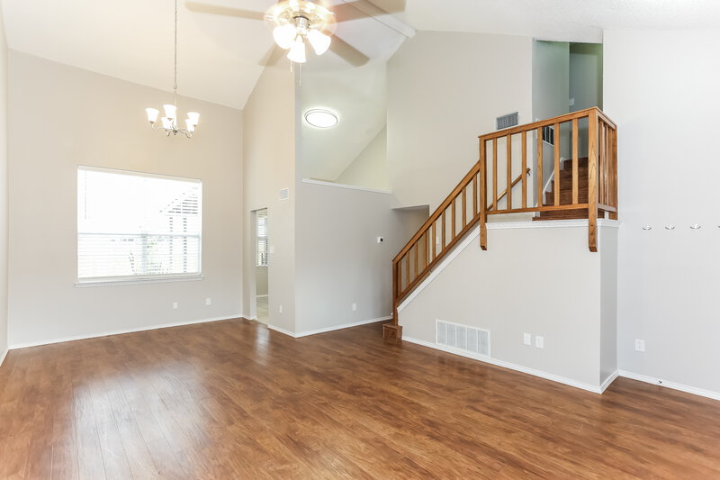 2,805/Mo, 2419 Bennington Dr Arlington, TX 76018 Living Room View