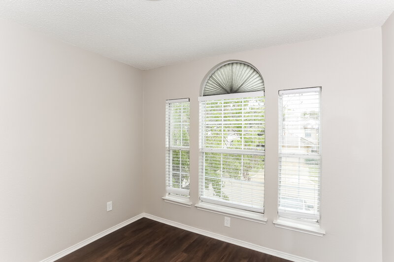 2,805/Mo, 2419 Bennington Dr Arlington, TX 76018 Bedroom View