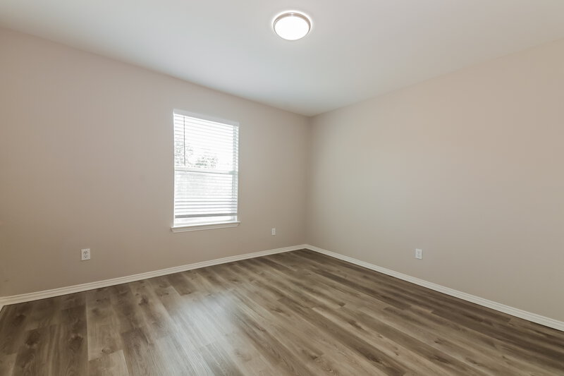 0/Mo, 1820 Plymouth Dr Providence Village, TX 76227 Bedroom View 2