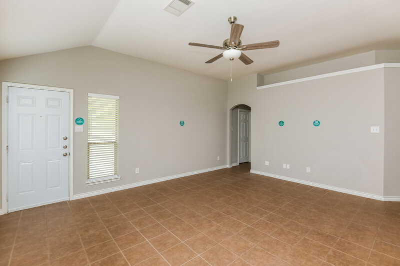 2,095/Mo, 272 Spring Hollow Dr Saginaw, TX 76131 Living Room View