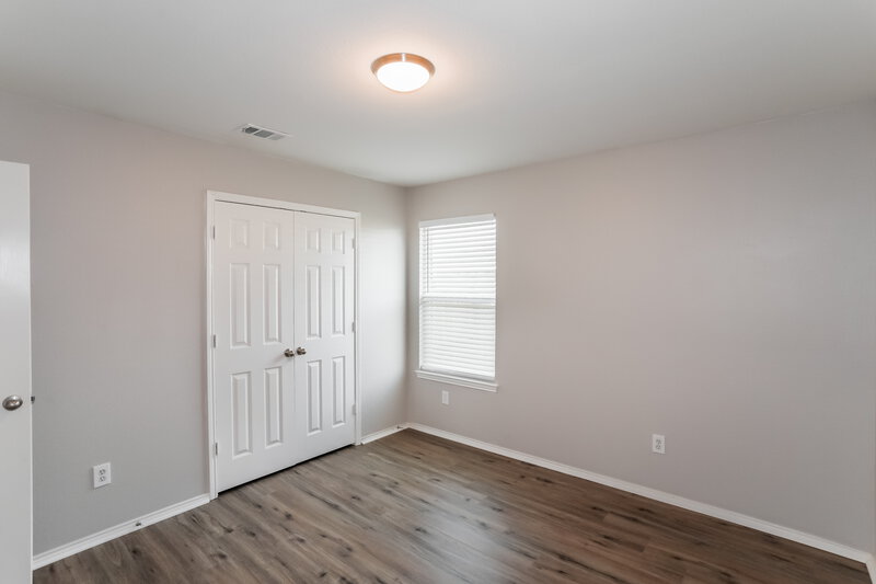 2,020/Mo, 1203 Krista Dr Burleson, TX 76028 Bedroom View